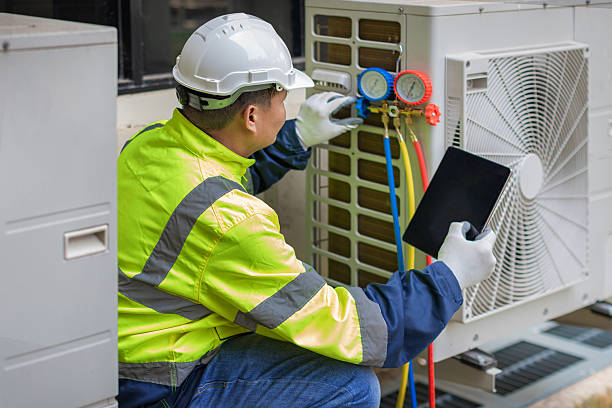 Professional Hvac technician working in Winchester, CA